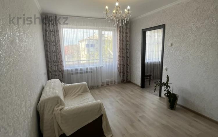 3-комнатная квартира · 48 м² · 4/5 этаж, ул. Айтиева 74 за 17 млн ₸ в Уральске, мкр Школьник — фото 3
