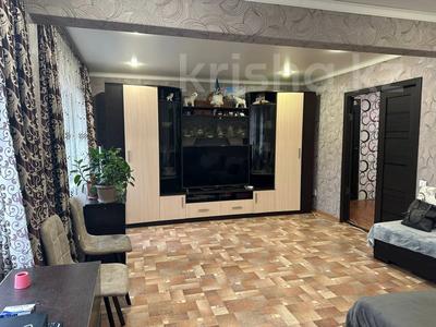 3-бөлмелі пәтер · 89.6 м² · 1/5 қабат, Пахомова 12, бағасы: 20.7 млн ₸ в Усть-Каменогорске