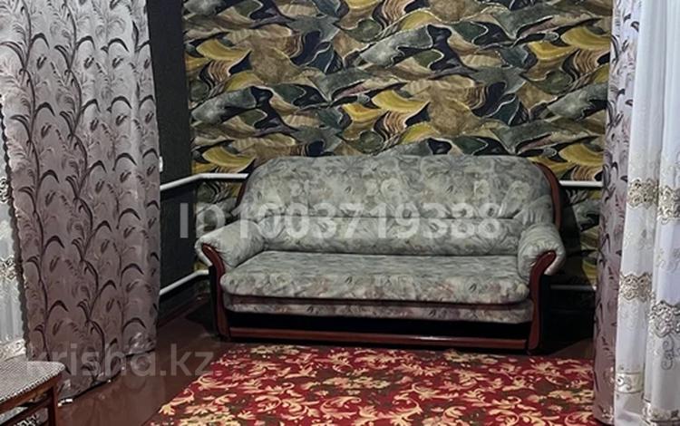 Жеке үй · 1 бөлме · 32 м² · 10 жүзд., Джуанышева — Пр Жамбыла, бағасы: 100 000 ₸ в Таразе — фото 2