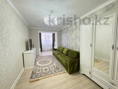 3-бөлмелі пәтер · 146 м² · 2/5 қабат, Алтын орда ш/а., Тауелсиздик, бағасы: 60 млн ₸ в Актобе, мкр. Алтын орда