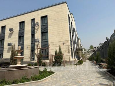 3-бөлмелі пәтер · 127 м² · 1/3 қабат, Казыбек Тауасарулы 71\1 — Навои Альфараби, бағасы: 120 млн ₸ в Алматы, Бостандыкский р-н