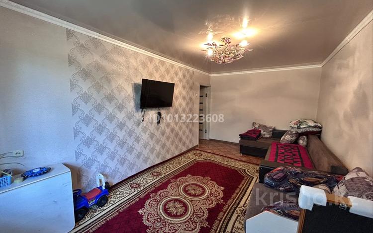 2-бөлмелі пәтер · 44.7 м² · 3/5 қабат, 16-шағынаудан 47 — Майлина 47, бағасы: 12 млн ₸ в Караганде, Алихана Бокейханова р-н — фото 2