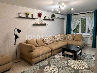 2-комнатная квартира · 42 м² · 1/5 этаж, Есенберлина 43-33 за 19 000 ₸ в Жезказгане