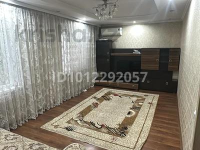 3-бөлмелі пәтер · 57 м² · 4/5 қабат, Мкр. Айнабулак-3 120, бағасы: 45 млн ₸ в Алматы, Жетысуский р-н