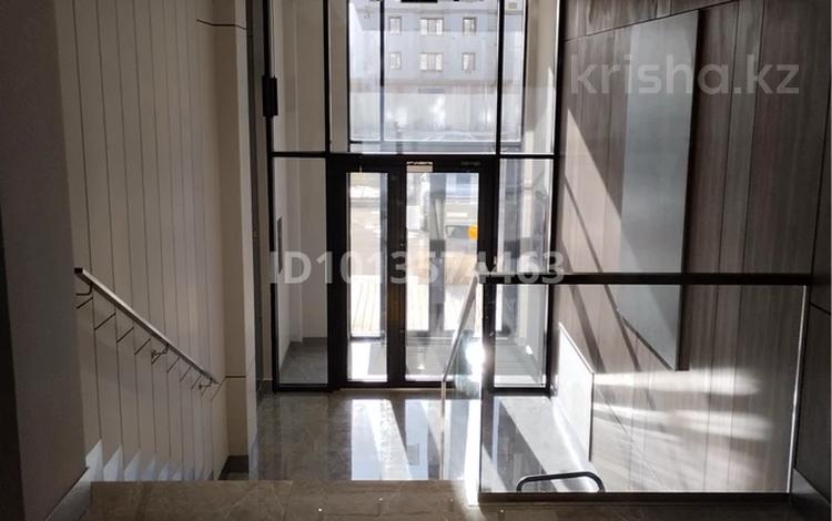 2-комнатная квартира · 62 м² · 5/9 этаж, Бокейхана 24 — Бухаржирау за 350 000 ₸ в Астане, Есильский р-н — фото 2