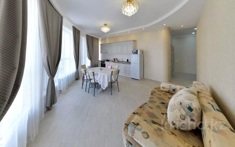 3-бөлмелі пәтер · 120 м² · 4/5 қабат, Мангилик ел 53 — ЭКСПО, Mega Silky Way, бағасы: 30 000 ₸ в Астане, Есильский р-н — фото 4