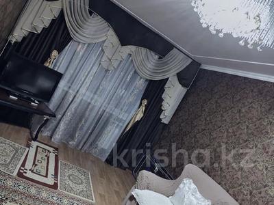 3-комнатная квартира · 60 м² · 4 этаж, 8-й мкр. 16 за 220 000 ₸ в Шымкенте, Абайский р-н
