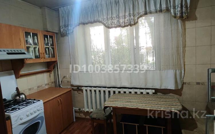 2 комнаты · 56 м², мкр Кемел (Первомайское), Кемел (Первомайское) ул. Жайсан 5 за 45 000 〒 в Алматы, Жетысуский р-н — фото 2
