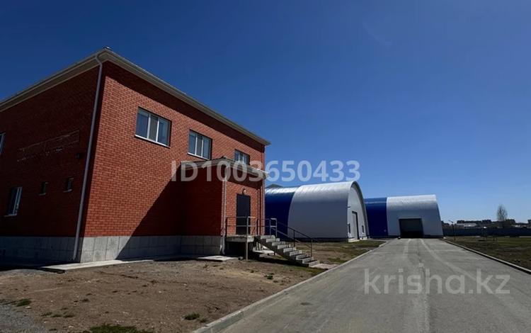 Свободное назначение, офисы, склады · 6700 м² за 350 млн ₸ в Актобе — фото 2