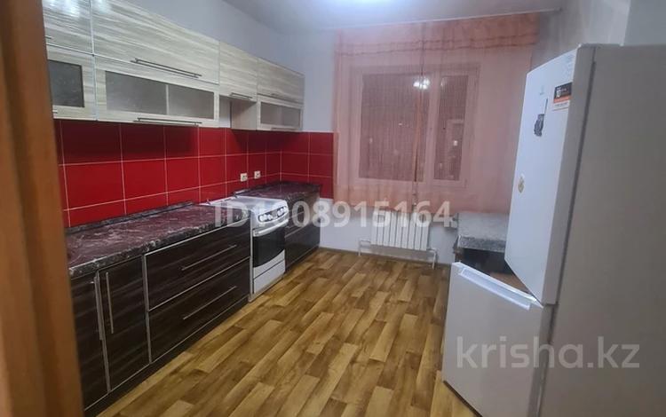 2-бөлмелі пәтер · 65 м² · 9/16 қабат, мкр Юго-Восток, Степной 3-й мкрн 3/4, бағасы: 250 000 ₸ в Караганде, Казыбек би р-н — фото 2