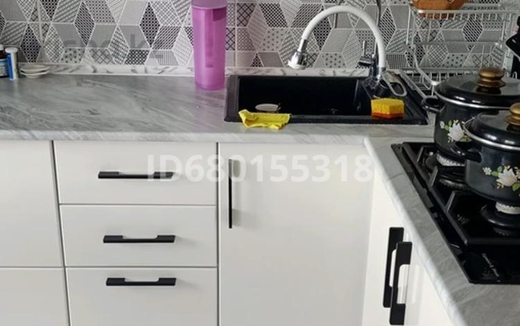 2-бөлмелі пәтер, 55 м², 9/9 қабат ай сайын, Сункар, бағасы: 160 000 〒 в Кокшетау — фото 2