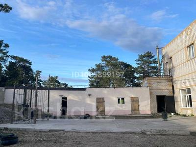 Отдельный дом · 6 комнат · 274 м², Западная 33 а — Боровая за 500 000 〒 в Семее, Красный Кордон