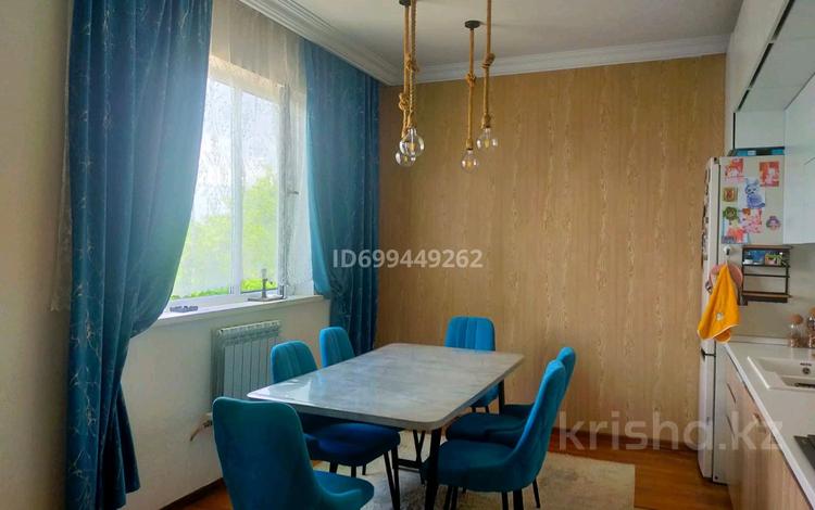 Отдельный дом · 6 комнат · 253 м² · 7 сот., Мкр Айсулу 2 за 69 млн ₸ в Туздыбастау (Калинино) — фото 2