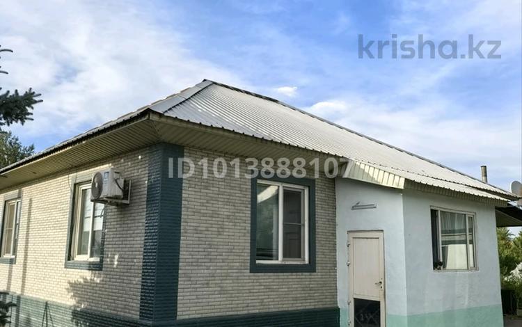 Отдельный дом · 4 комнаты · 120 м² · 12 сот., Абылай Хана 17 — Кичикова за 58 млн ₸ в  — фото 2