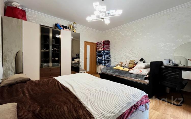 2-комнатная квартира · 101.4 м² · 13/15 этаж, Абая за 75 млн ₸ в Алматы, Бостандыкский р-н — фото 2