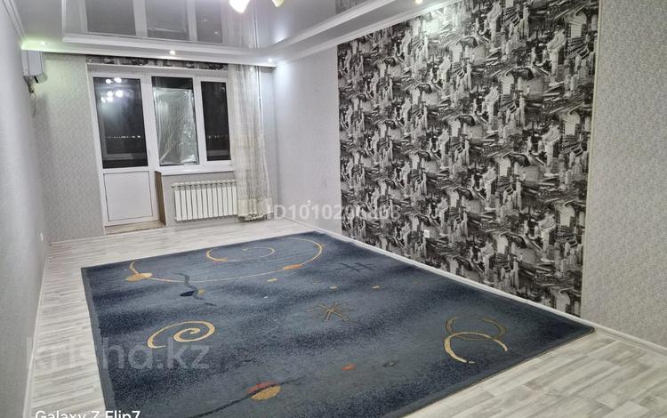 2-комнатная квартира · 63 м² · 6/10 этаж, мкр Болашак, Болашақ ш/а. — Дина супермаркетінің жанында за 140 000 〒 в Актобе — фото 2