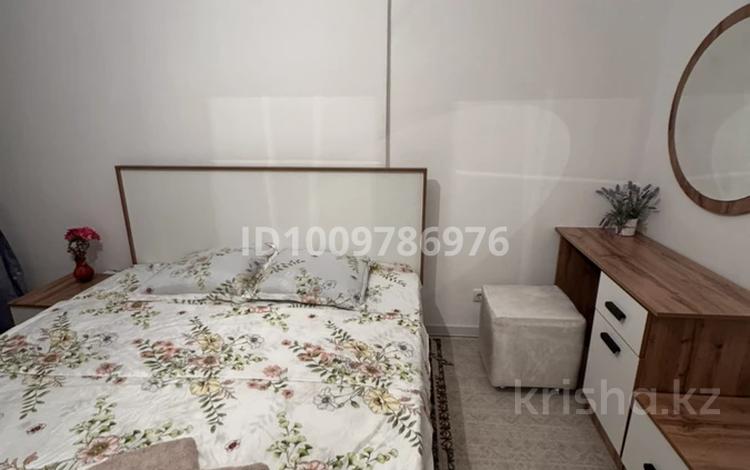 2-комнатная квартира · 75 м² · 12/12 этаж, 11 ул 23/1 за 10 000 〒 в Туркестане — фото 2