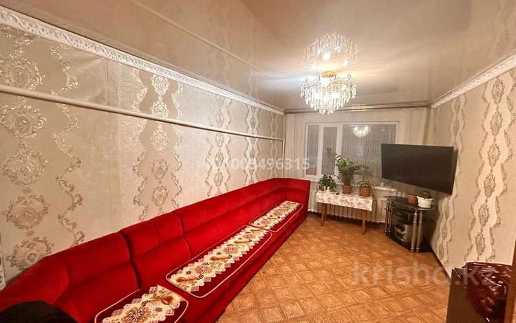 3-бөлмелі пәтер · 61 м² · 2/2 қабат, мкр Михайловка , Бадина 30 — Потемкина, бағасы: 15.5 млн ₸ в Караганде, Казыбек би р-н — фото 2