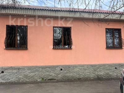 Отдельный дом · 3 комнаты · 100 м² · 5 сот., Жетысу 8 — Макатаева за 140 млн ₸ в Алматы, Медеуский р-н