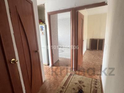 2-комнатная квартира · 44 м² · 4/5 этаж, ул. Сержана Жаманкулова 6 за 16 млн 〒 в Актобе, мкр Авиатор
