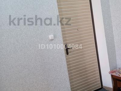 2-бөлмелі пәтер · 51 м² · 2/3 қабат, Толе би — проспект Толе би и Абая, бағасы: 22.5 млн ₸ в Таразе