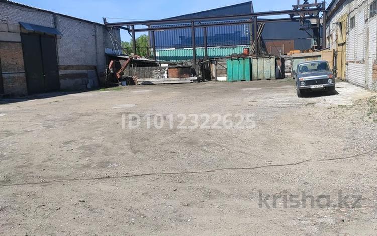 Өнеркәсіптік база · 25 сотық, Красина 94 — Находится в районе бывшей Автошколы, бағасы: 200 млн ₸ в Семее — фото 2