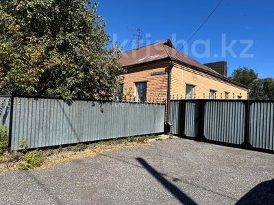 Продажа домов и дачи в Карагандинской обл.: Отдельный дом · 5 комнат · 110.7 м² · 26 сот., Абая 4 за 41.8 млн 〒 Отдельный дом · 5 комнат · 110.7 м² · 26 сот., Абая 4 за 41.8 млн 〒 в Уштобе