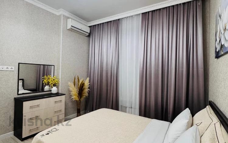 2-комнатная квартира · 75 м² · 7/12 этаж, Байтерекова 100/4 за 300 000 ₸ в Шымкенте, Каратауский р-н — фото 2