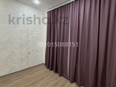 2-бөлмелі пәтер · 82 м² · 4/4 қабат, Нұрсая ш/а., Мкрн Нурсая, бағасы: 250 000 ₸ в Атырау, мкр Нурсая