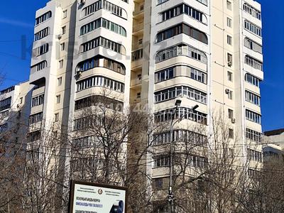 1-бөлмелі пәтер · 45 м² · 12/12 қабат, Самал-1 ш/а. 31 — Мендыкулова - Жолжаспекова, бағасы: 49.5 млн ₸ в Алматы, Медеуский р-н