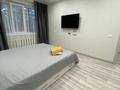 1-комнатная квартира, 35 м², 2/9 этаж посуточно, Камзина за 10 000 〒 в Павлодаре — фото 3