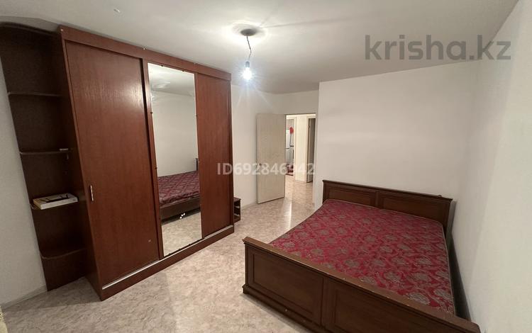 2-комнатная квартира, 60 м², 1/6 этаж помесячно, мкр Мадениет 834/29