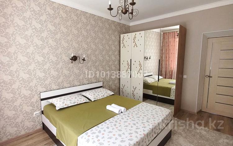 2-бөлмелі пәтер · 60 м² · 1/5 қабат, Алтын орда ш/а., Тауелстздик 22/1 — Апорт, Арка "Нектар", бағасы: 15 000 ₸ в Актобе, мкр. Алтын орда — фото 2