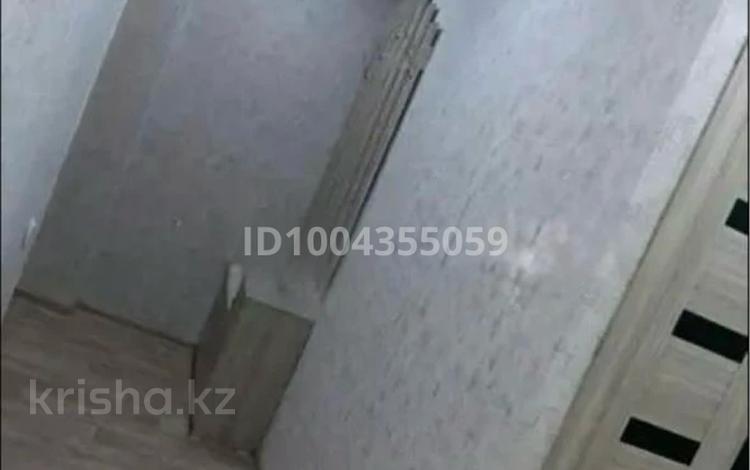 2-бөлмелі пәтер · 42 м² · 5/5 қабат, Казыбек би центр 179 — проспект Джамбула, бағасы: 22 млн ₸ в Таразе — фото 4
