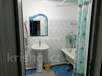 Жеке үй · 4 бөлме · 105 м² · 8 сот., мкр Нуртас, Найзакара 37 — Спорт комплекс БИИК, бағасы: 40 млн ₸ в Шымкенте, Каратауский р-н
