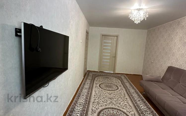 2-бөлмелі пәтер · 43.3 м² · 1/5 қабат, Каирбекова 377, бағасы: 17 млн ₸ в Костанае — фото 2