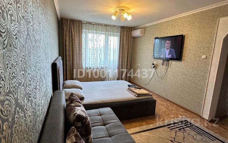 1-комнатная квартира · 36 м² · 6/9 этаж, Камзина 74 — Камзина Шевченко за 10 000 ₸ в Павлодаре — фото 2