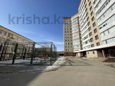 2-комнатная квартира, 126 м², 4/12 этаж помесячно, Генерала Дюсенова 22 за 300 000 〒 в Павлодаре