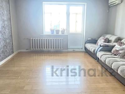 4-комнатная квартира · 92 м² · 10/10 этаж, Жана Семейская 31 за 250 000 〒