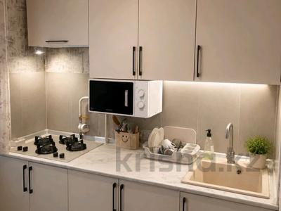 2-бөлмелі пәтер · 60 м² · 3/5 қабат, Просто мира 90, бағасы: 15 000 ₸ в Темиртау