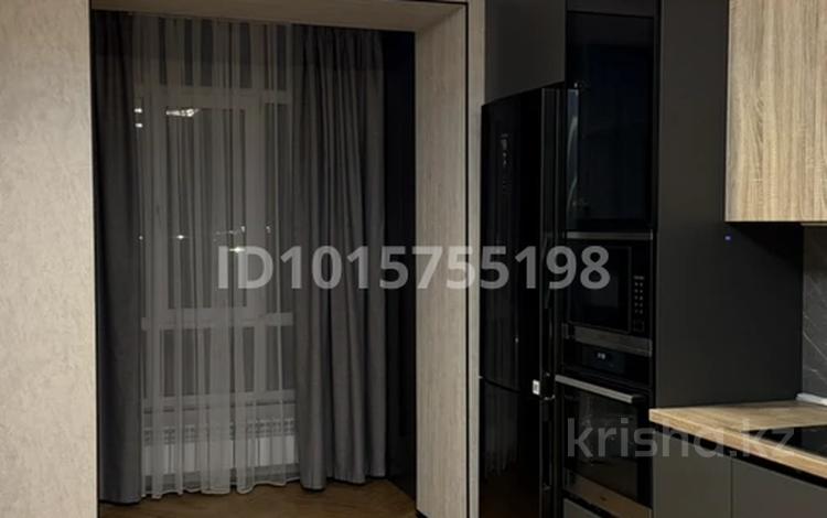 1-комнатная квартира · 48.4 м² · 6/9 этаж, мкр Старый Аэропорт, Кеменгер 36 — Сзади Парижа за 32 млн ₸ в Уральске — фото 2