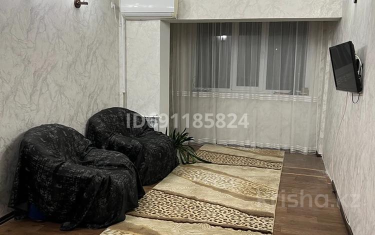 3-комнатная квартира, 70 м², 1/5 этаж, 5-й мкр 28