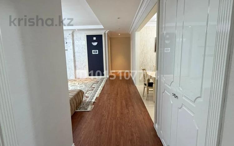 4-бөлмелі пәтер · 176.5 м² · 17/25 қабат, Кошкарбаева 8, бағасы: 130 млн ₸ в Астане, Сарайшык р-н — фото 2