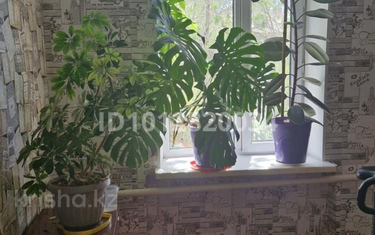 2-комнатная квартира · 60 м² · 2/2 этаж, Момышулы за 8 млн ₸ в  — фото 2
