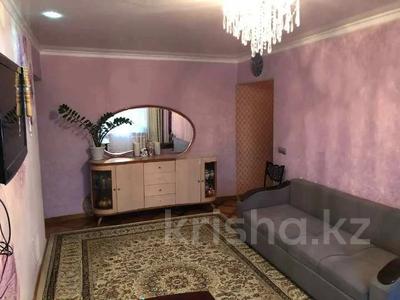 3-комнатная квартира, 60 м², 3/4 этаж, мкр №10 А, шаляпина за 29.5 млн 〒 в Алматы, Ауэзовский р-н