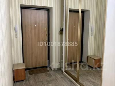 Аренда квартир в Актюбинской обл.: 2-комнатная квартира · 88 м² · 2/5 этаж, мкр. Алтын орда, Алтын Орда 9/3 за 250 000 〒 2-комнатная квартира · 88 м² · 2/5 этаж, мкр. Алтын орда, Алтын Орда 9/3 за 250 000 〒 в Актобе