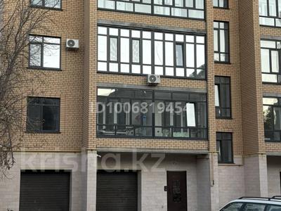 1-бөлмелі пәтер · 49 м² · 2/5 қабат, Сокол 68, бағасы: 19 млн ₸ в Уральске