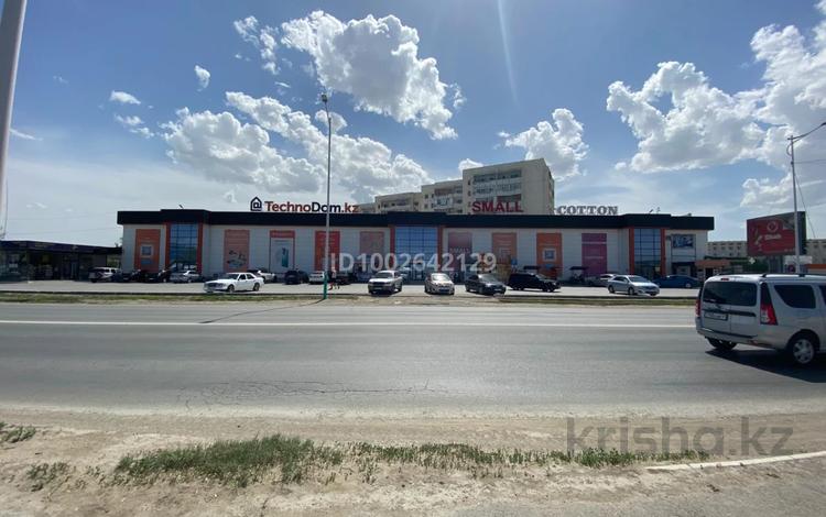 Свободное назначение, магазины и бутики, общепит, салоны красоты, медцентры и аптеки, развлечения · 396 м² за ~ 1.2 млн 〒 в  — фото 2