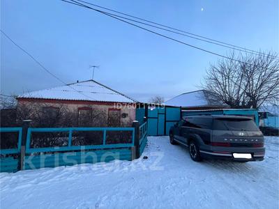 Продажа домов и дачи в Абай обл.: Отдельный дом · 4 комнаты · 86.2 м² · 6 сот., 15-я Загородная — Мирный за 16.5 млн 〒 Отдельный дом · 4 комнаты · 86.2 м² · 6 сот., 15-я Загородная — Мирный за 16.5 млн 〒 в Семее
