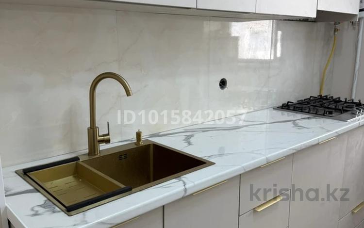 1-бөлмелі пәтер · 40 м² · 4/5 қабат, 19-ш/а. 36, бағасы: 13.5 млн ₸ в Актау, 19-й мкр — фото 2